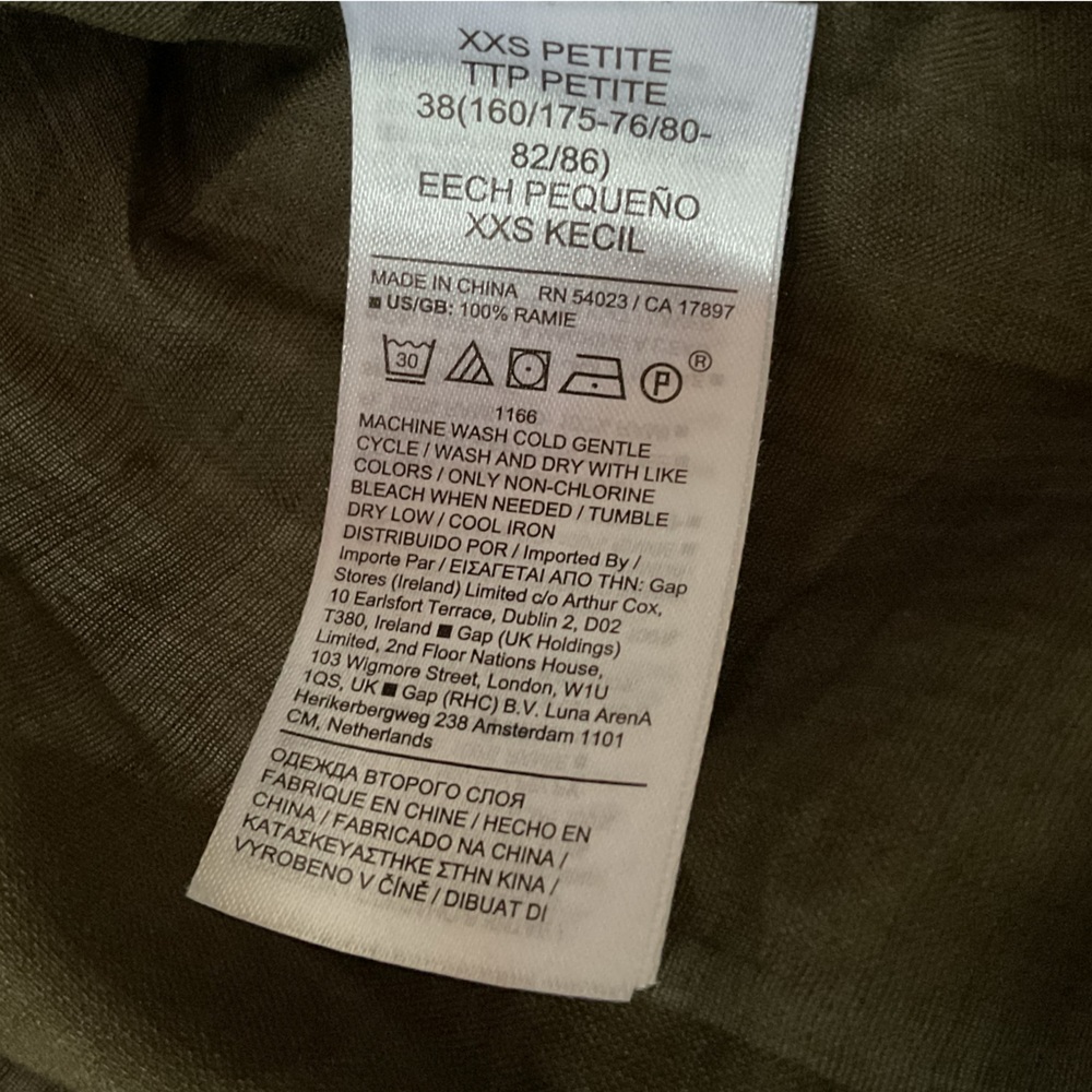 Banana Republic PETITE RAMIE PINTUCK BLOUSE, XXS, New - Picture 10 of 11
